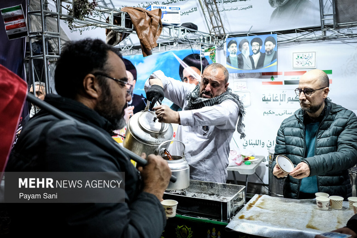 موکب‌داران اربعین مهمان تجمعات مردمی تهران