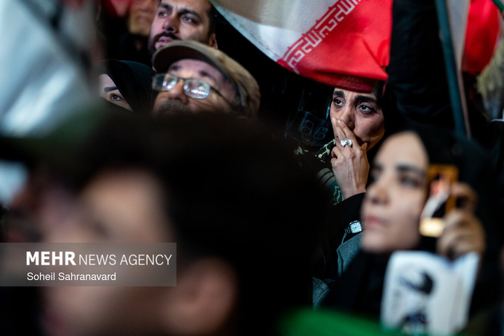 اجتماع حمایت از رزمندگان در مقابله با دشمن آمریکایی - صهیونی