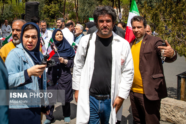 تجمع کادر سلامت در محکومیت حملات آمریکا و رژیم صهیونیستی