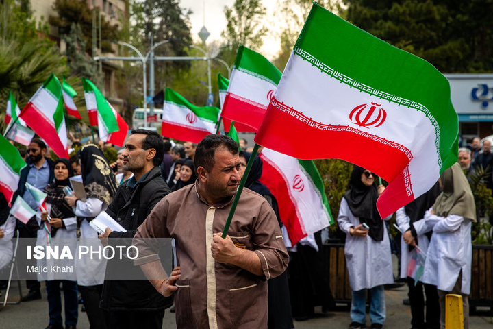 تجمع کادر سلامت در محکومیت حملات آمریکا و رژیم صهیونیستی