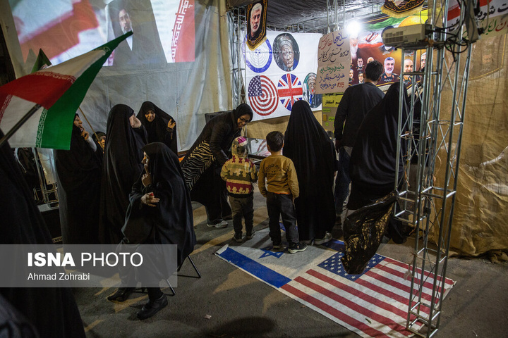 حمایت موکب‌های غیر ایرانی در تجمعات شبانه قم