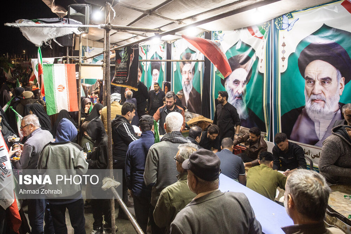 حمایت موکب‌های غیر ایرانی در تجمعات شبانه قم