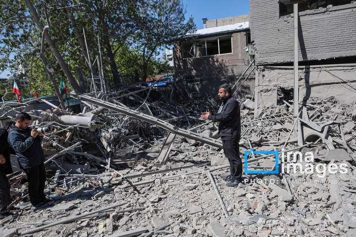 آثار حملات هوایی به دانشگاه صنعتی شریف