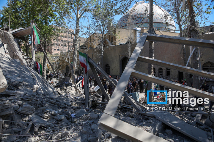 آثار حملات هوایی به دانشگاه صنعتی شریف