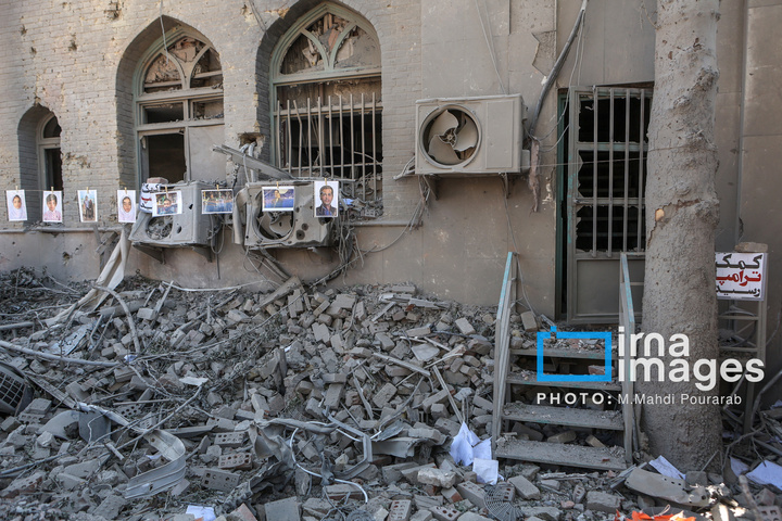 آثار حملات هوایی به دانشگاه صنعتی شریف