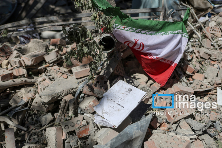 آثار حملات هوایی به دانشگاه صنعتی شریف