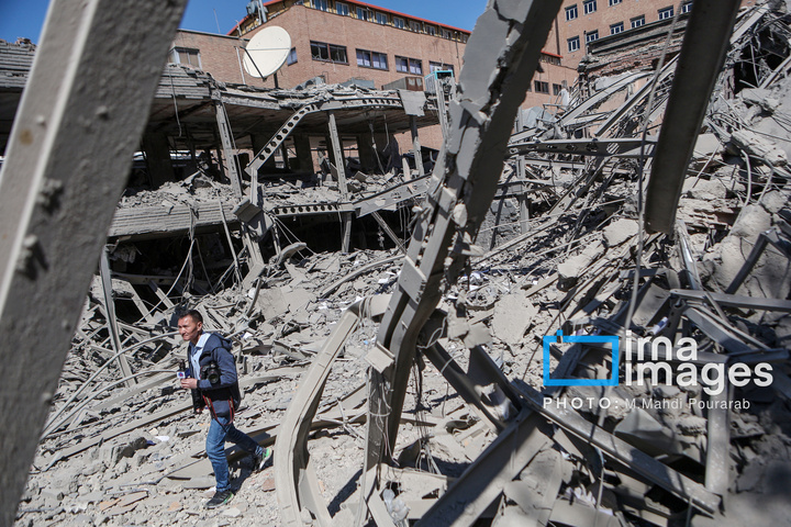 آثار حملات هوایی به دانشگاه صنعتی شریف