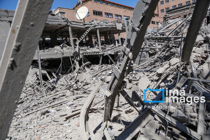 آثار حملات هوایی به دانشگاه صنعتی شریف