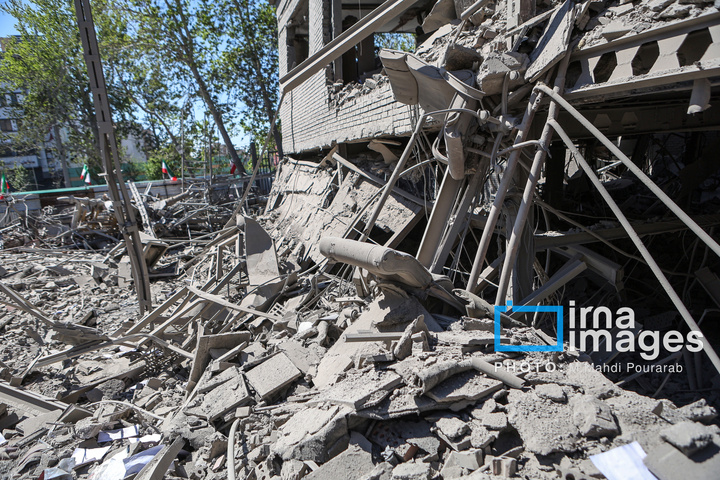 آثار حملات هوایی به دانشگاه صنعتی شریف