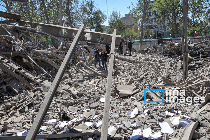 آثار حملات هوایی به دانشگاه صنعتی شریف