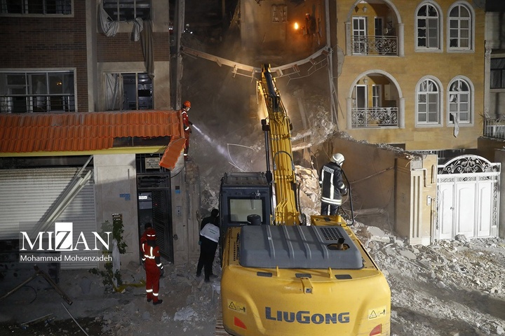 آثار تجاوز هوایی به منطقه مسکونی بلوار هنرستان قم