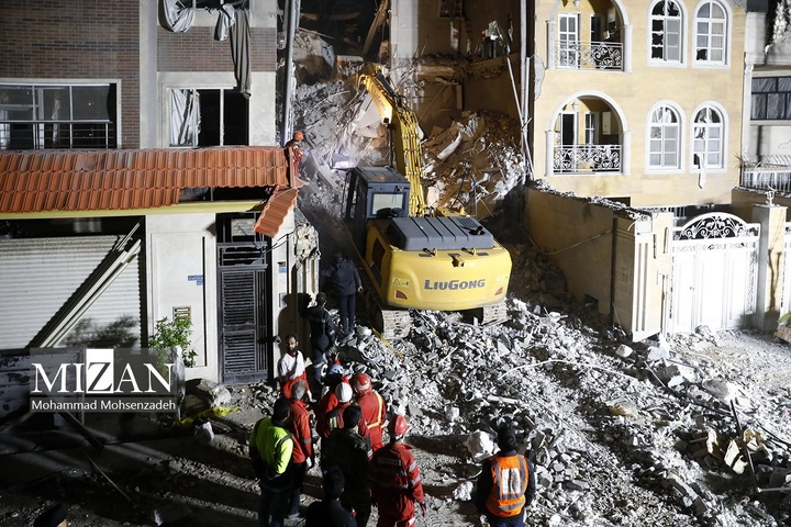 آثار تجاوز هوایی به منطقه مسکونی بلوار هنرستان قم