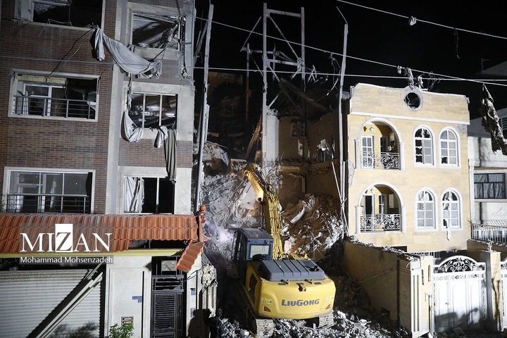 آثار تجاوز هوایی به منطقه مسکونی بلوار هنرستان قم