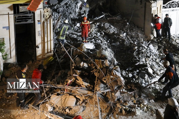 آثار تجاوز هوایی به منطقه مسکونی بلوار هنرستان قم