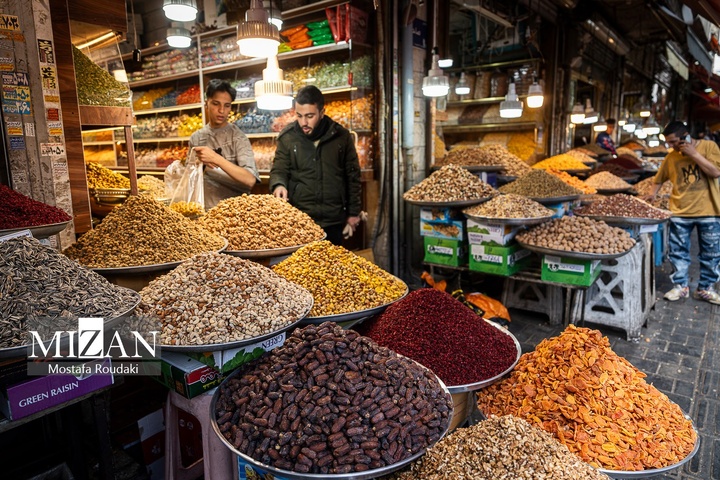 تهران ایستاده ادامه می‌دهد