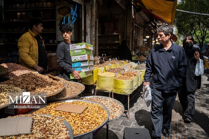 تهران ایستاده ادامه می‌دهد
