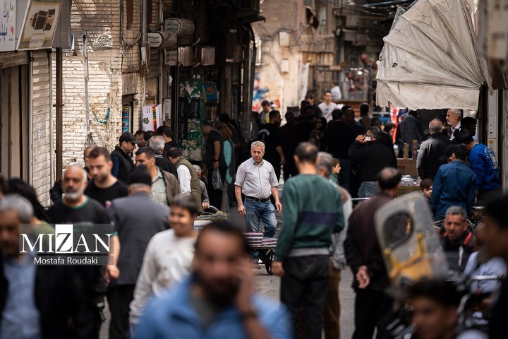 تهران ایستاده ادامه می‌دهد