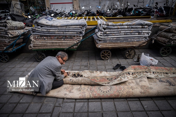 تهران ایستاده ادامه می‌دهد