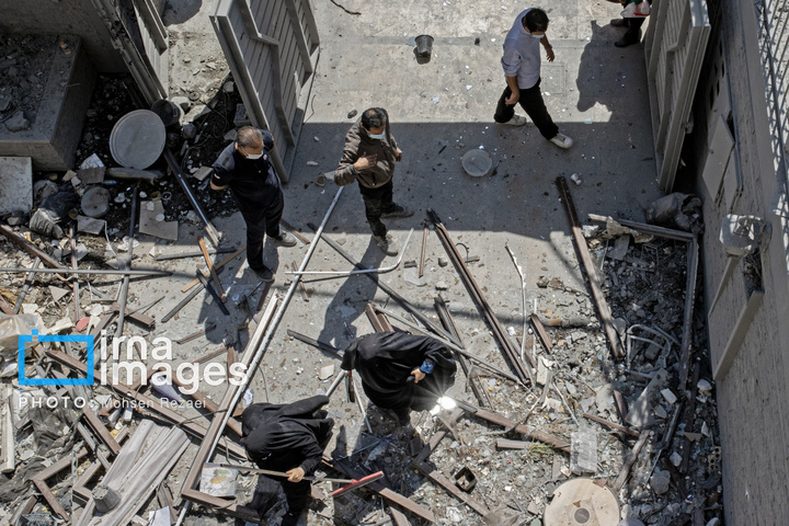 حمله هوایی به مناطق مسکونی تهران