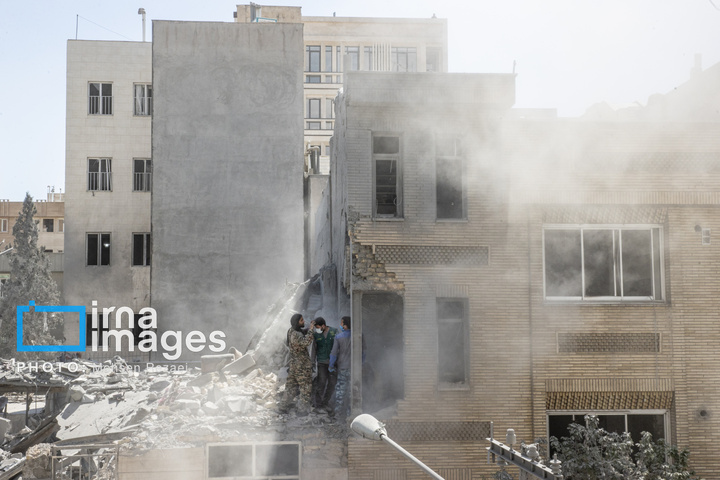 حمله هوایی به مناطق مسکونی تهران