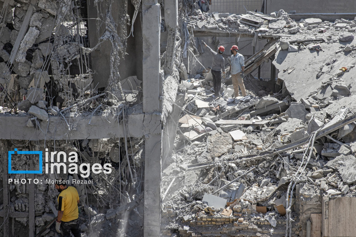 حمله هوایی به مناطق مسکونی تهران