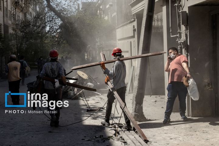 حمله هوایی به مناطق مسکونی تهران