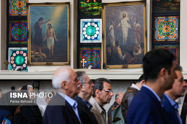مراسم چهلم رهبر شهید در کلیسای سرکیس مقدس تهران