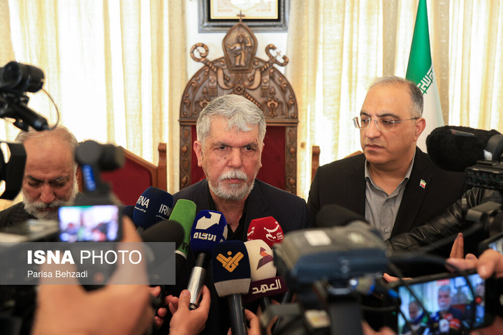 مراسم چهلم رهبر شهید در کلیسای سرکیس مقدس تهران