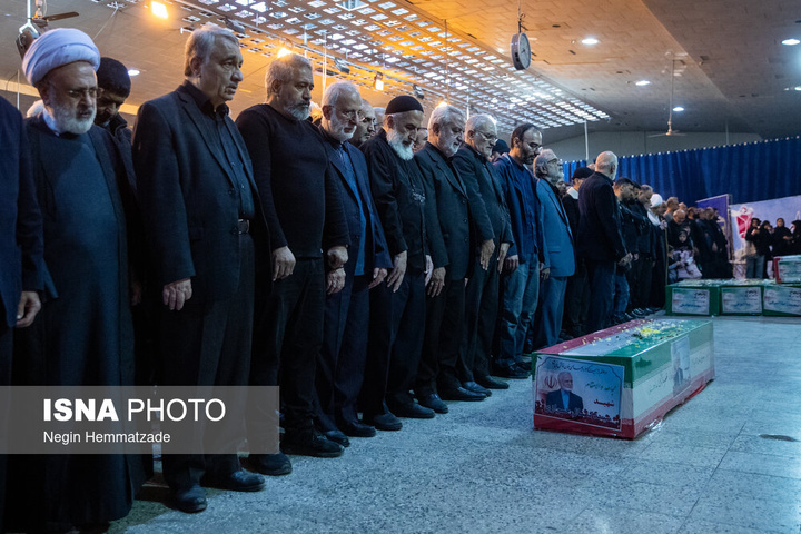 مراسم خاکسپاری پیکر شهید کمال خرازی