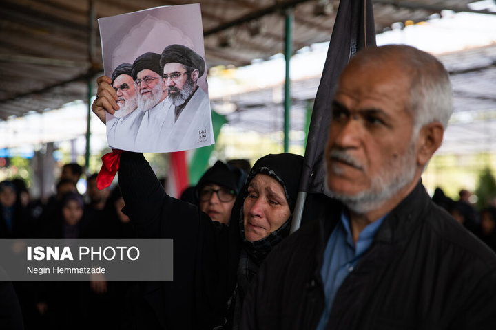 مراسم خاکسپاری پیکر شهید کمال خرازی