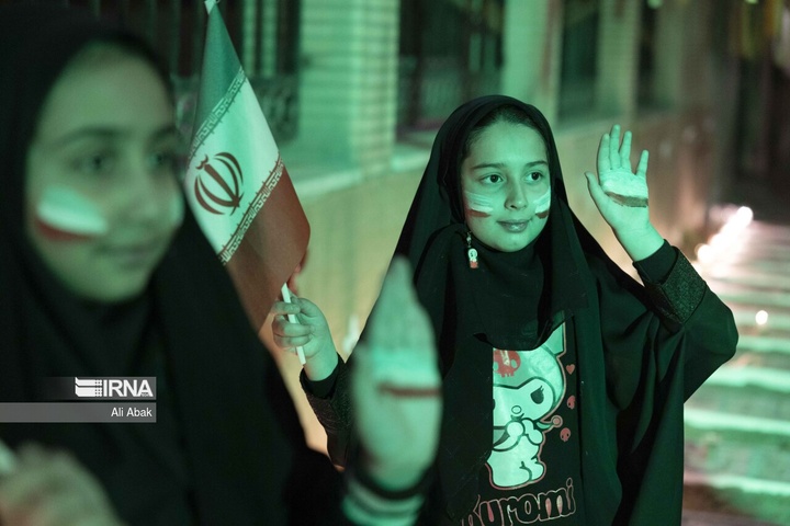 یاد دانش‌آموزان شهید میناب در حسینیه حیات طیبه