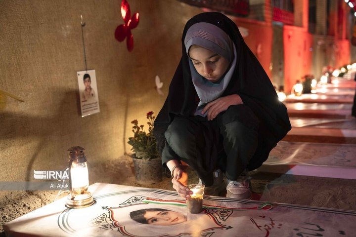 یاد دانش‌آموزان شهید میناب در حسینیه حیات طیبه