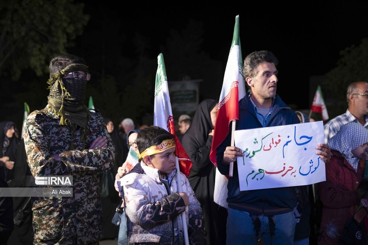 یاد دانش‌آموزان شهید میناب در حسینیه حیات طیبه