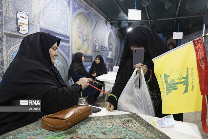 یاد دانش‌آموزان شهید میناب در حسینیه حیات طیبه