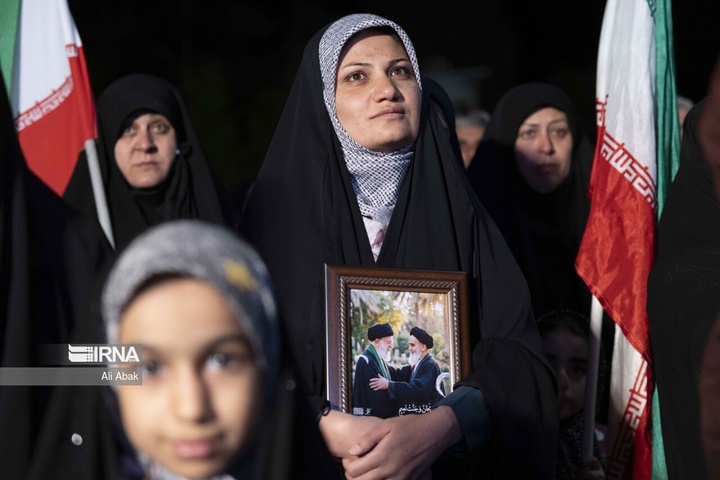 یاد دانش‌آموزان شهید میناب در حسینیه حیات طیبه