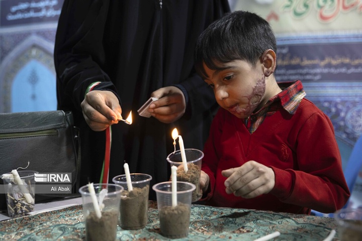 یاد دانش‌آموزان شهید میناب در حسینیه حیات طیبه