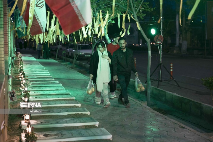 یاد دانش‌آموزان شهید میناب در حسینیه حیات طیبه