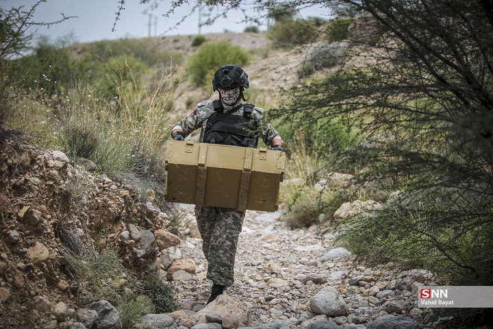 استقرار تکاوران عملیات ویژه نیروی دریایی ارتش در سواحل جنوب کشور