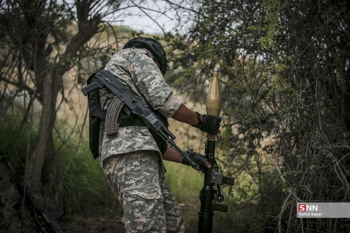 استقرار تکاوران عملیات ویژه نیروی دریایی ارتش در سواحل جنوب کشور