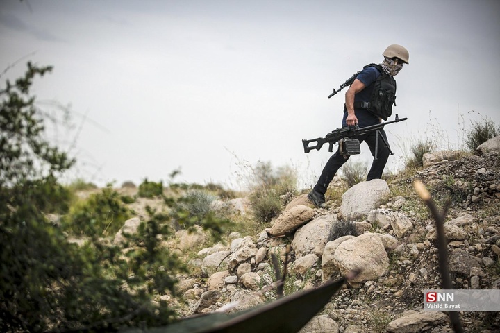 استقرار تکاوران عملیات ویژه نیروی دریایی ارتش در سواحل جنوب کشور