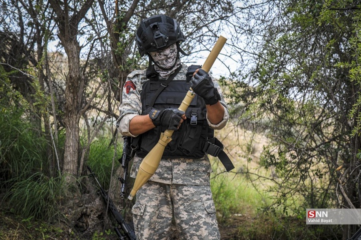 استقرار تکاوران عملیات ویژه نیروی دریایی ارتش در سواحل جنوب کشور