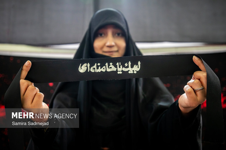 خیمه هنر در میدان شهدای هفتم تیر