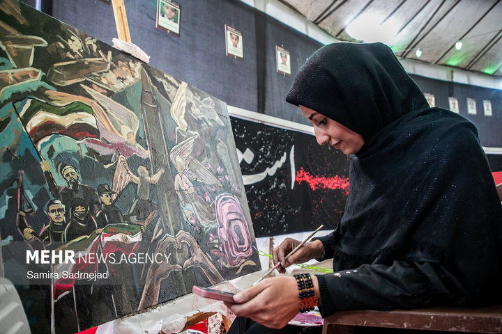 خیمه هنر در میدان شهدای هفتم تیر