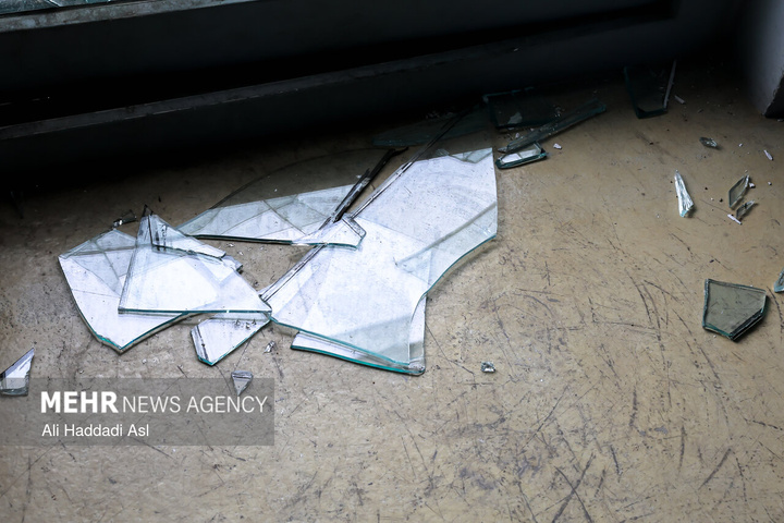 تخریب بخشی از کارخانه‌ها در جنگ رمضان