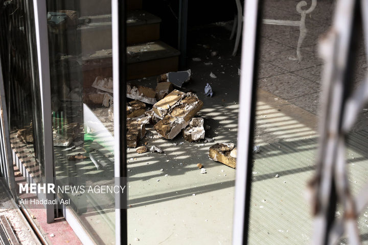 تخریب بخشی از کارخانه‌ها در جنگ رمضان