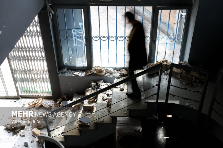 تخریب بخشی از کارخانه‌ها در جنگ رمضان