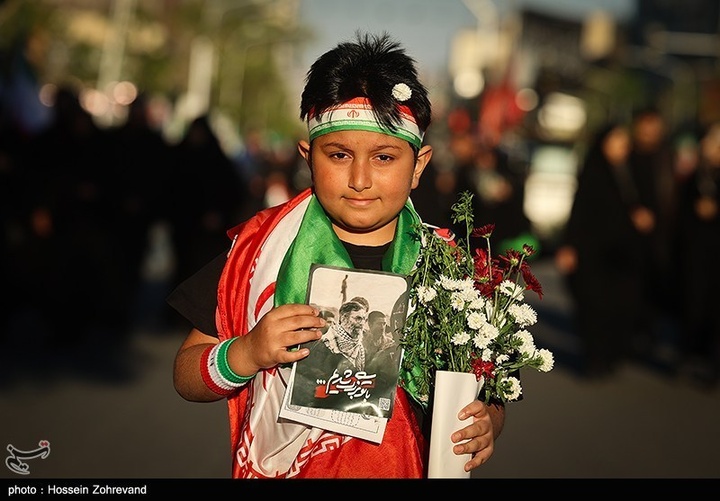پرتره شرکت کنندگان در مراسم عزاداری چهلمین روز شهادت رهبر انقلاب در تهران