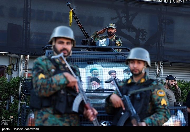 پرتره شرکت کنندگان در مراسم عزاداری چهلمین روز شهادت رهبر انقلاب در تهران