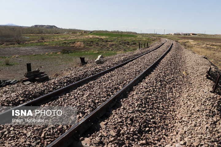 ترمیم ۴ روزه پل راه‌آهن امین‌آباد زنجان پس از حمله رژیم صهیونی آمریکایی