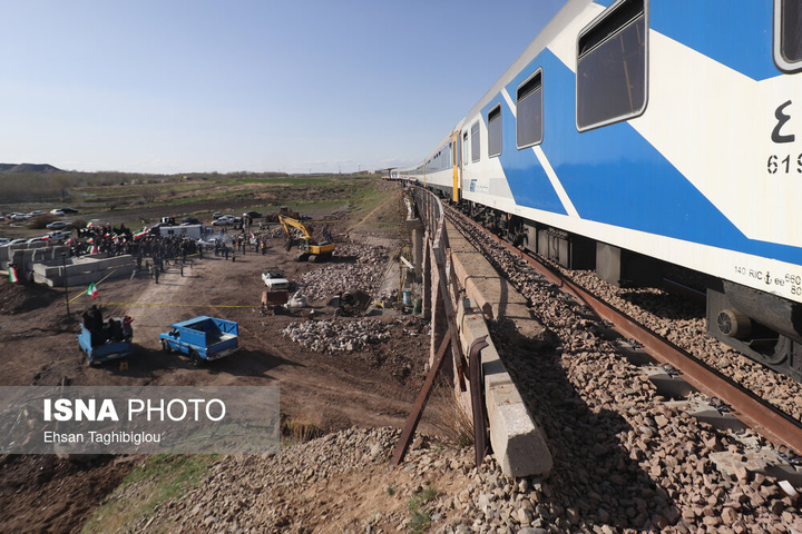 ترمیم ۴ روزه پل راه‌آهن امین‌آباد زنجان پس از حمله رژیم صهیونی آمریکایی